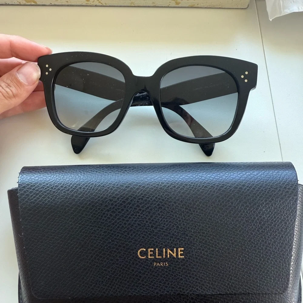 Celine Elegant Black Sunglasses - Picture 1 of 4
